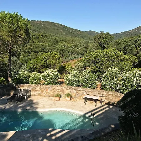 Villa Holiday Home Residence Plein Soleil Cogolin
