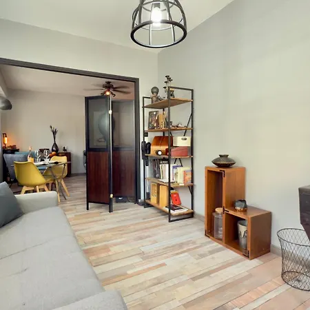 Confort Moderne Au Coeur D'antibes 아파트