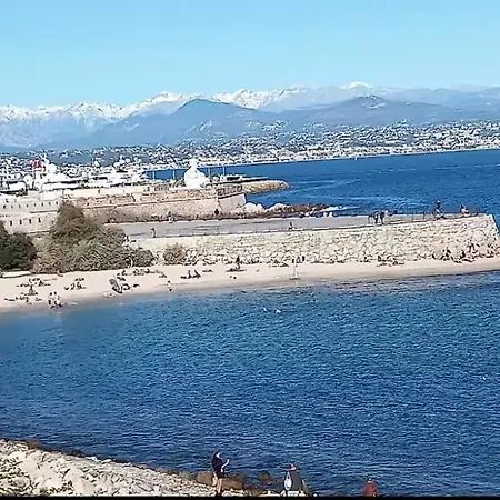 Confort Moderne Au Coeur D'antibes