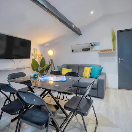 Le 8 - Apartment *